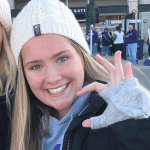 Meet your Posher, Emma